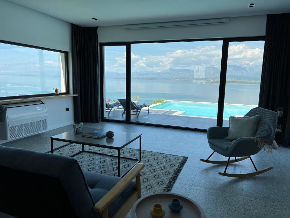 Villaer Breeze With A Pool & Magnificent Views Široka